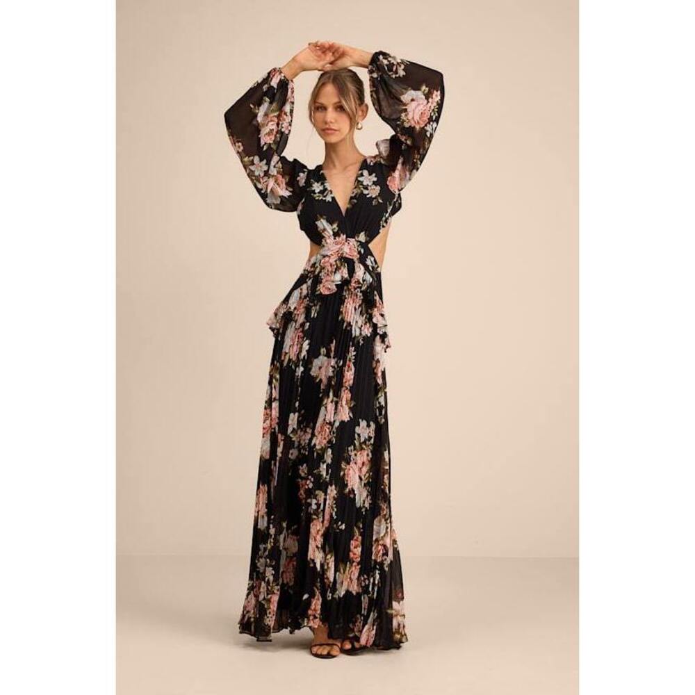 Lulus Chaelyn Black Floral Long Sleeve Cutout Maxi Dress - Size M
